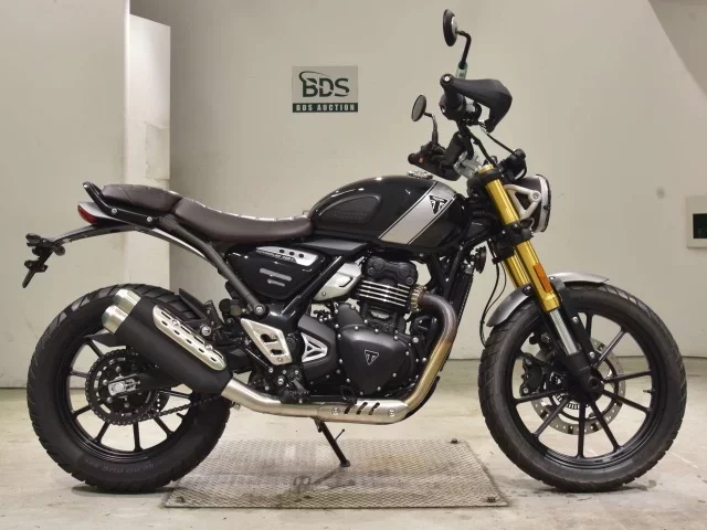 Triumph  SCRAMBLER 400X лот № 2702 оценка 7  с аукциона в Японии