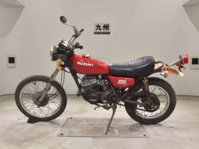 Suzuki TS250 SHO LOUIS NOT EQUIPPED