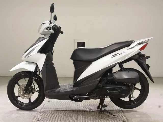 Suzuki ADDRESS110-2