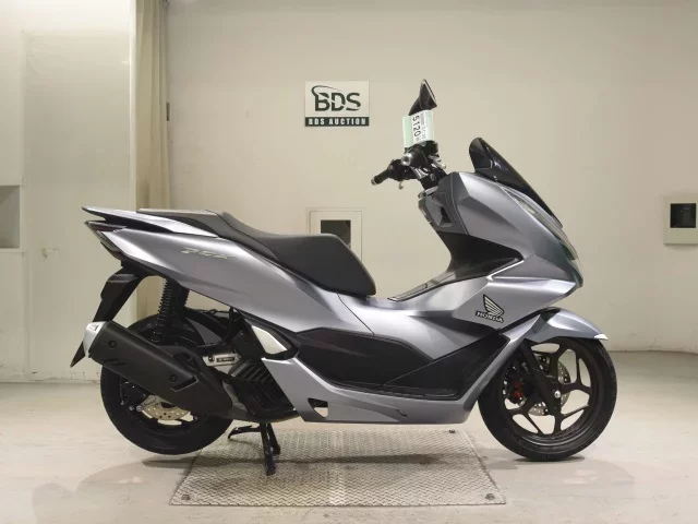 Honda PCX125-4
