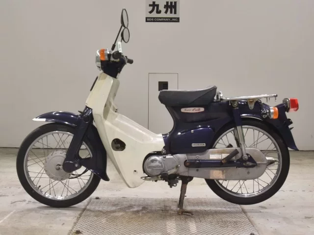 Honda C90