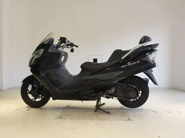 Suzuki SKYWAVE 250M