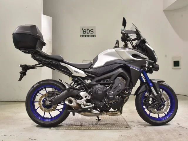 Yamaha MT-09 лот № 2631 оценка 6  с аукциона в Японии