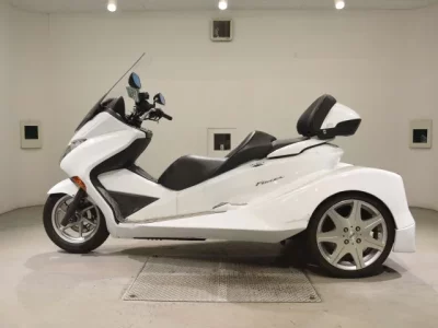 Honda FORZA X-3 TRIKE