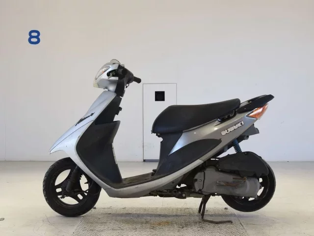 Suzuki ADDRESS V50