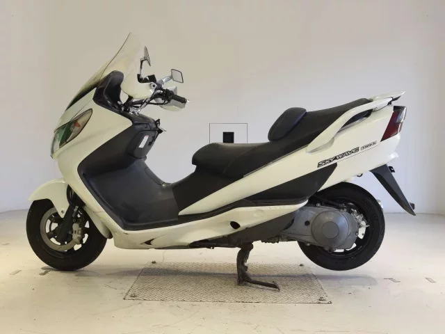 Suzuki SKYWAVE 250S-2