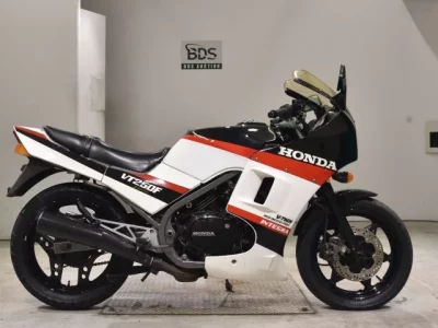 Honda VT250 INTEGRA