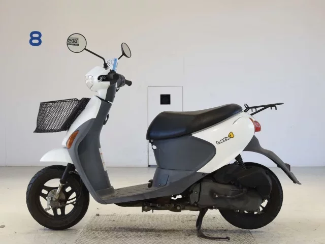 Suzuki LET S4