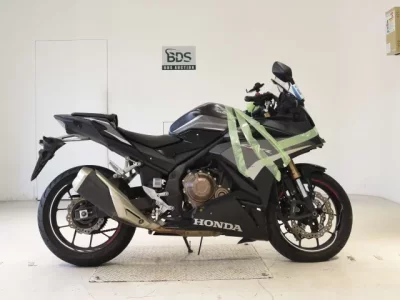 Honda CBR400R-2