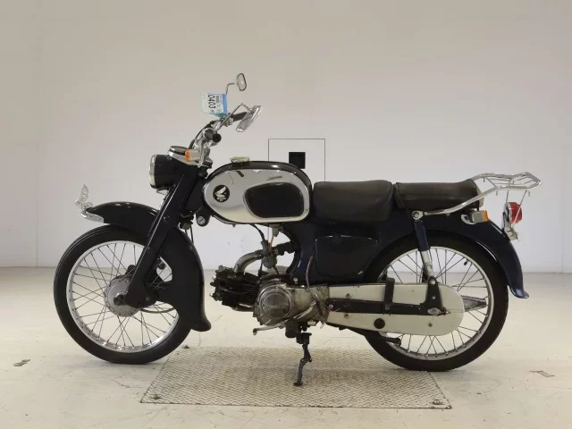 Honda C200