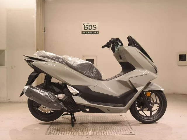 Honda PCX125-4
