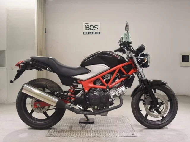 Honda VTR250 лот № 5149 оценка 4  с аукциона в Японии
