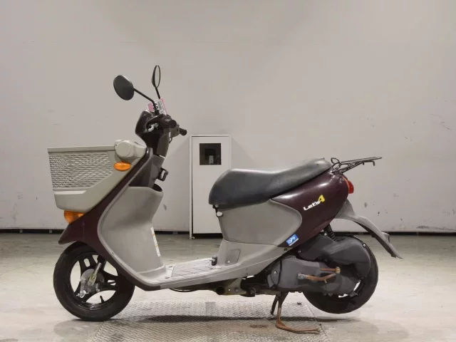 Suzuki LET S4