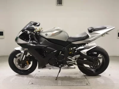 Yamaha YZF-R1  с аукциона в Японии