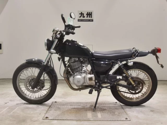 Suzuki GLASS TRACKER BIG BOY