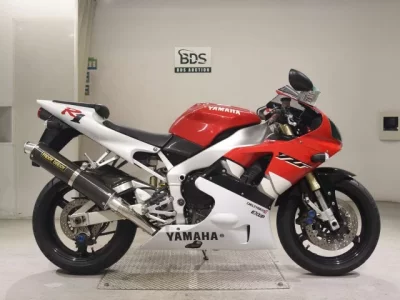 Yamaha YZF-R1  с аукциона в Японии