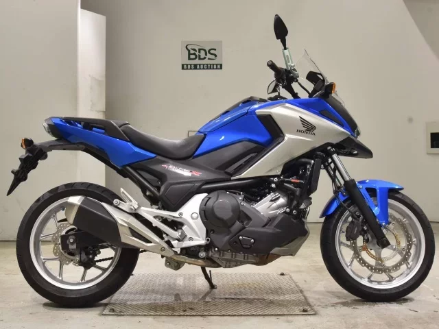 Honda NC750XD-2 лот № 2676 оценка 5  с аукциона в Японии