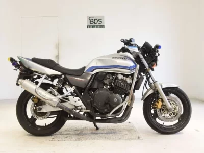 Honda CB400SFVK SHO LOUIS NOT EQUIPPED