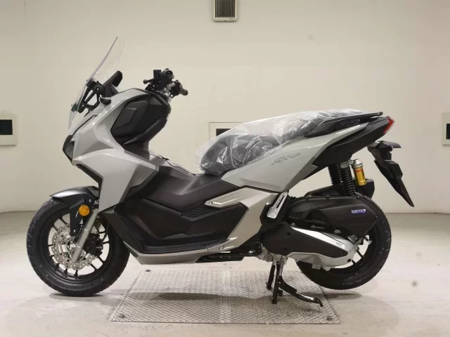 Honda ADV160