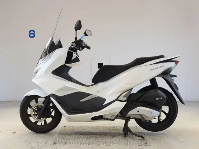 Honda PCX125-3