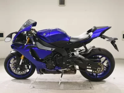 Yamaha YZF-R1  с аукциона в Японии