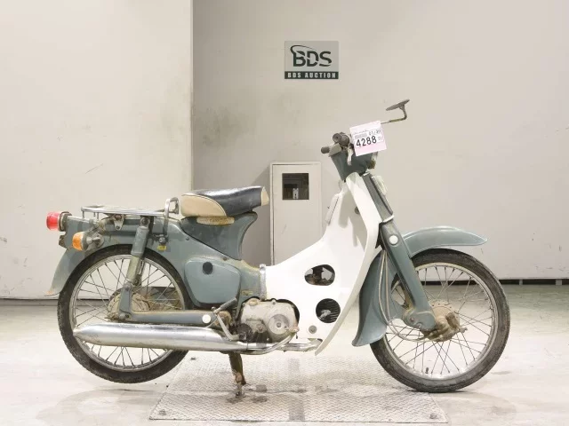 Honda C50