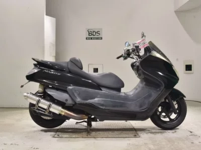 Yamaha MAJESTY 250-3