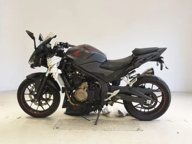 Honda CBR400R-2