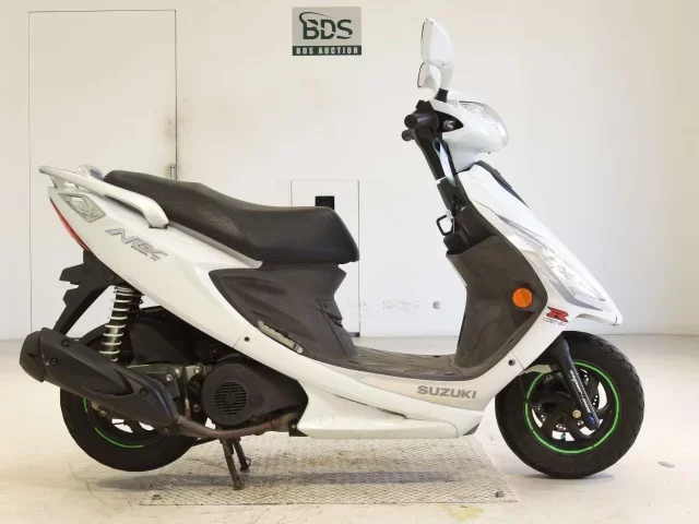 Suzuki GSR125