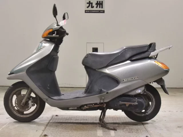 Honda SPACY100