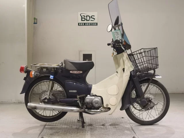 Honda C90
