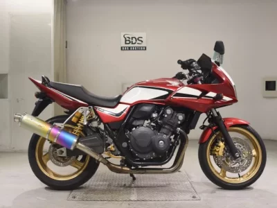 Honda CB400SFV-4 BOLDORABS  с аукциона в Японии