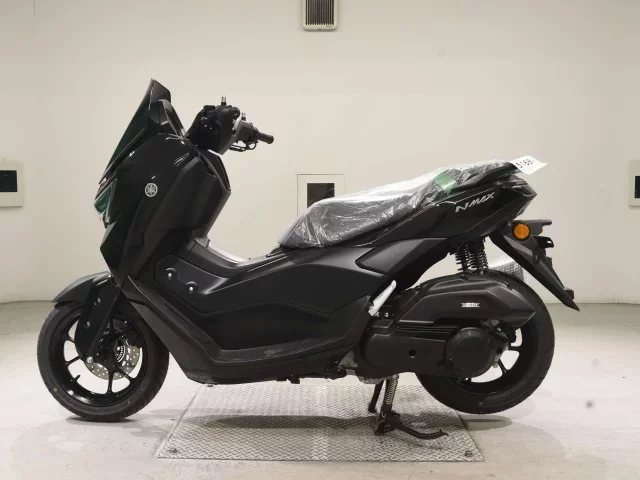 Yamaha NMAX155-3