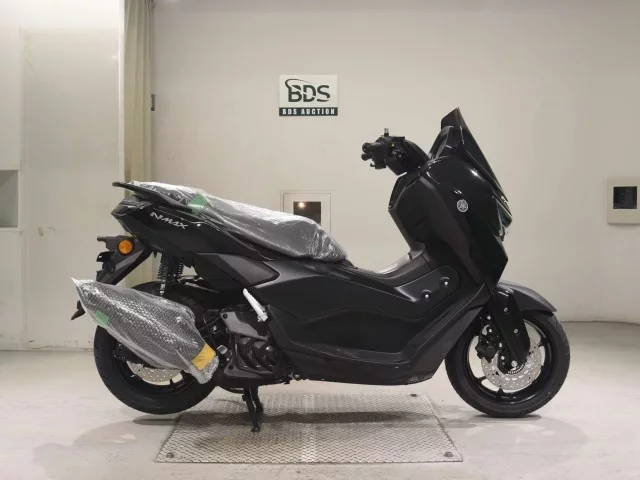 Yamaha NMAX155-3