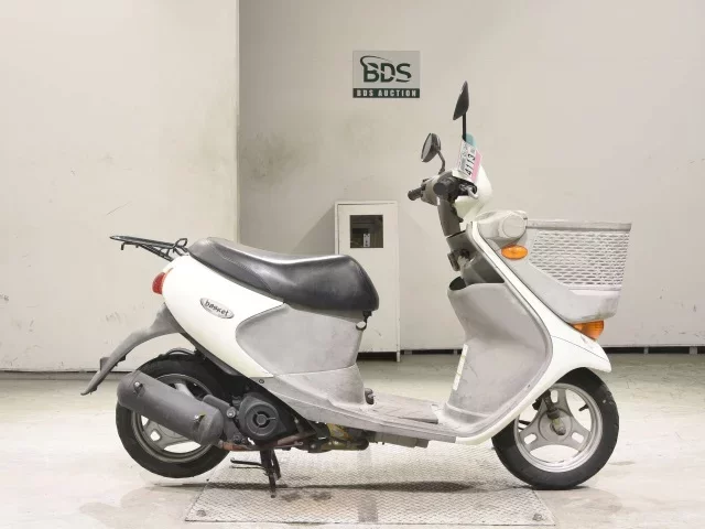 Suzuki LET S4