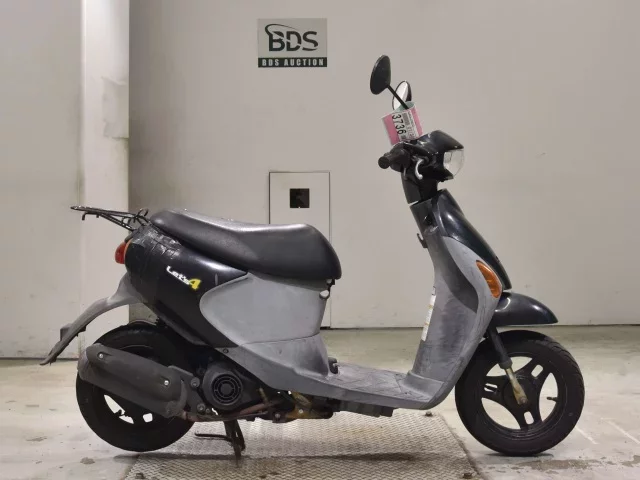Suzuki LET S4