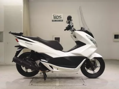 Honda PCX125-2