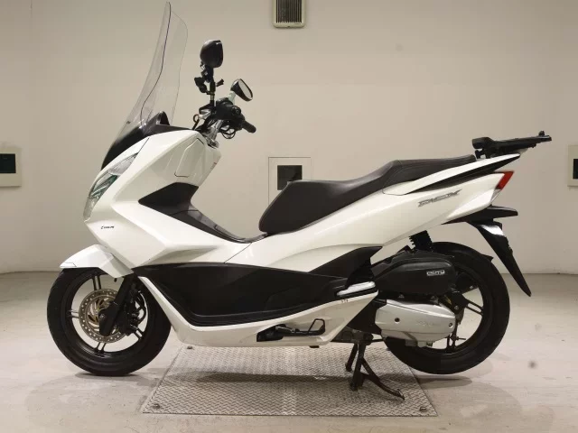 Honda PCX125-2