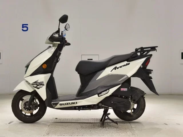 Suzuki AVENIS 125-2
