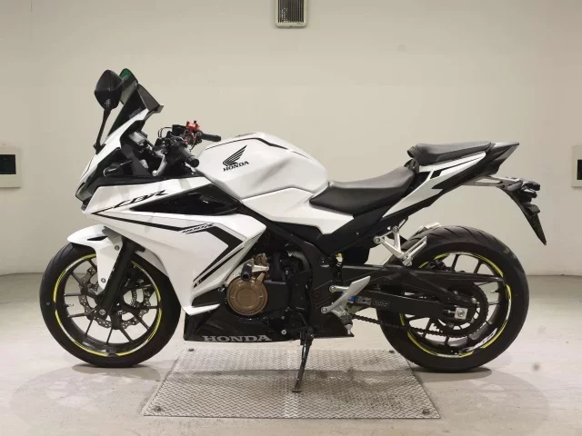 Honda CBR400R-2