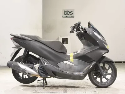 Honda PCX125-3