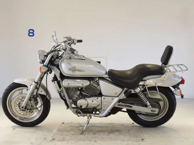 Honda MAGNA 250