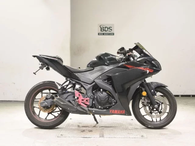 Yamaha YZF-R25