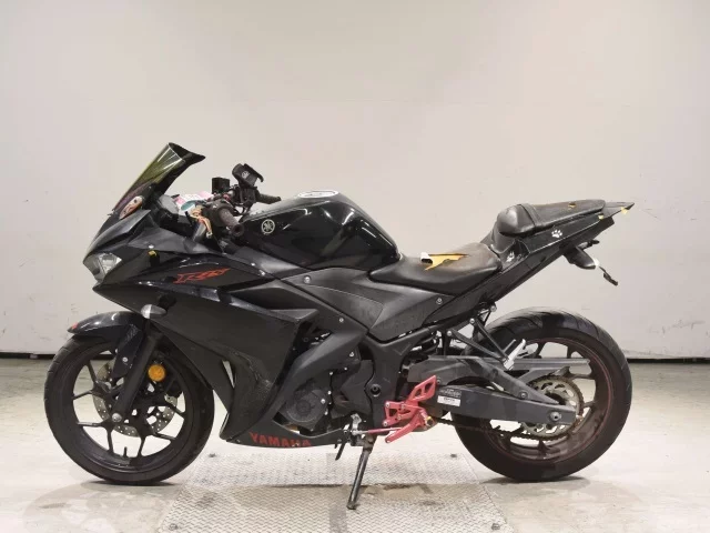 Yamaha YZF-R25