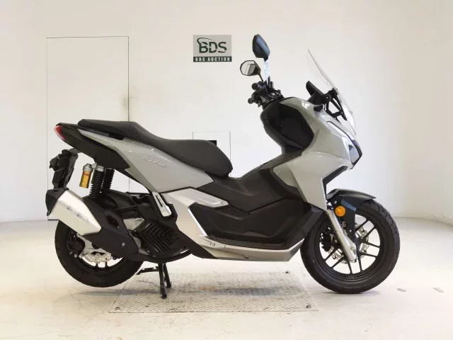 Honda ADV160