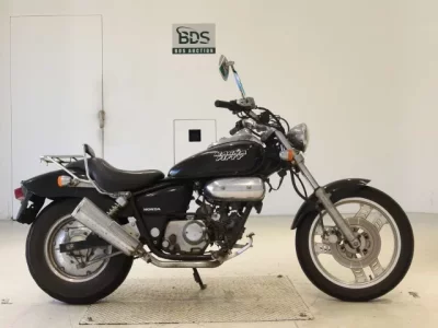 Honda MAGNA 50
