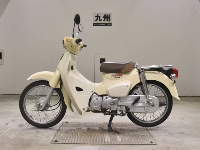Honda C110-3