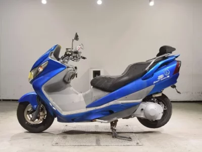 Suzuki SKYWAVE 250SS