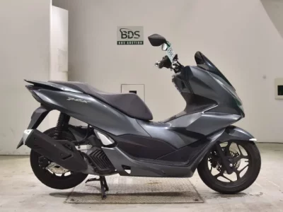 Honda PCX125-4
