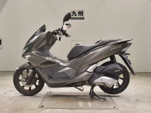 Honda PCX125-3